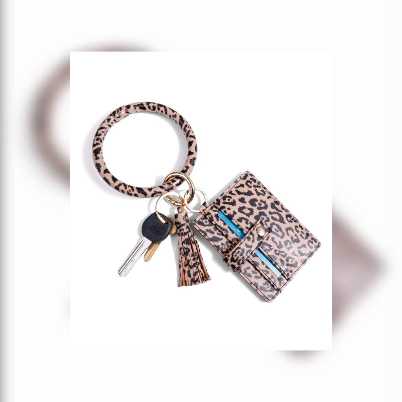 Wristlet wallet keychain