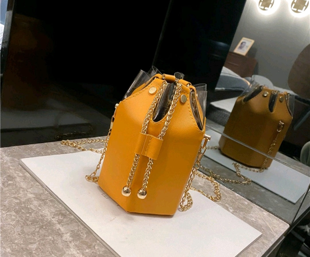 Bucket bag