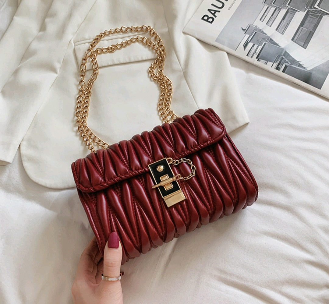 Vintage chain hobo