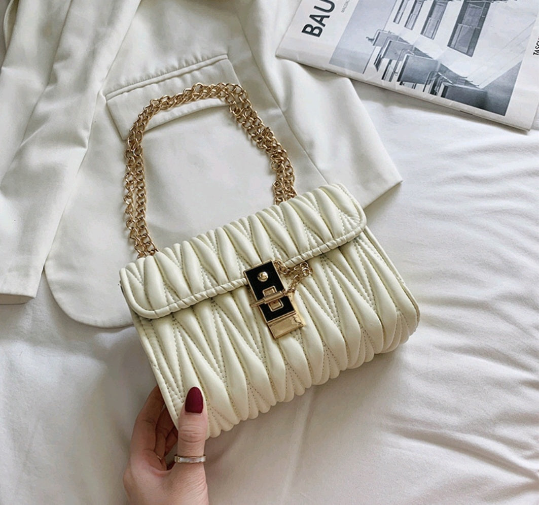 Vintage chain hobo