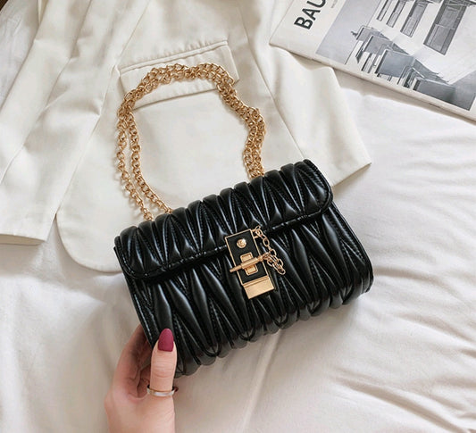 Vintage chain hobo