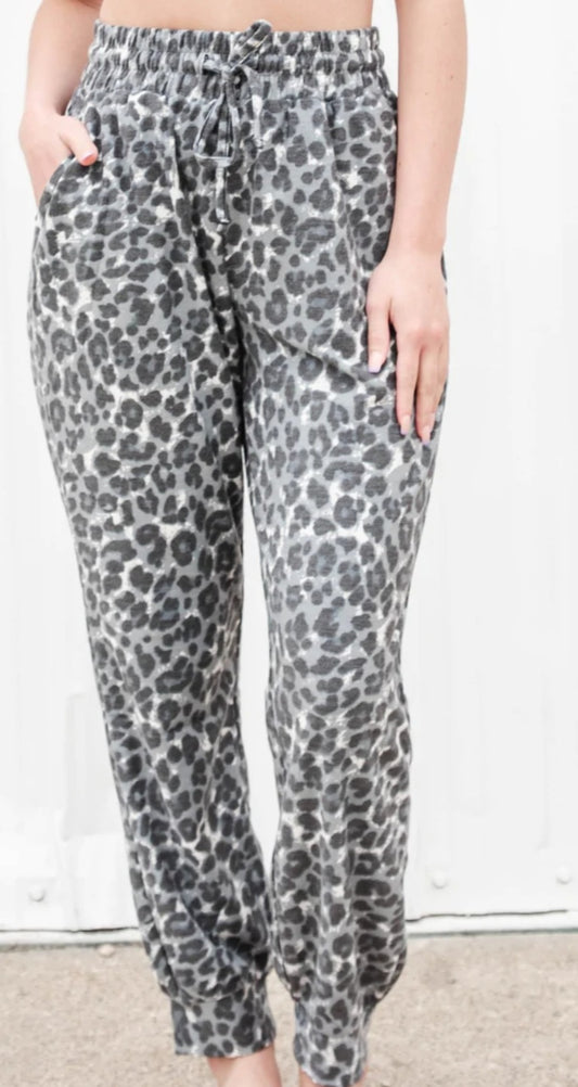 Leopard Jogger